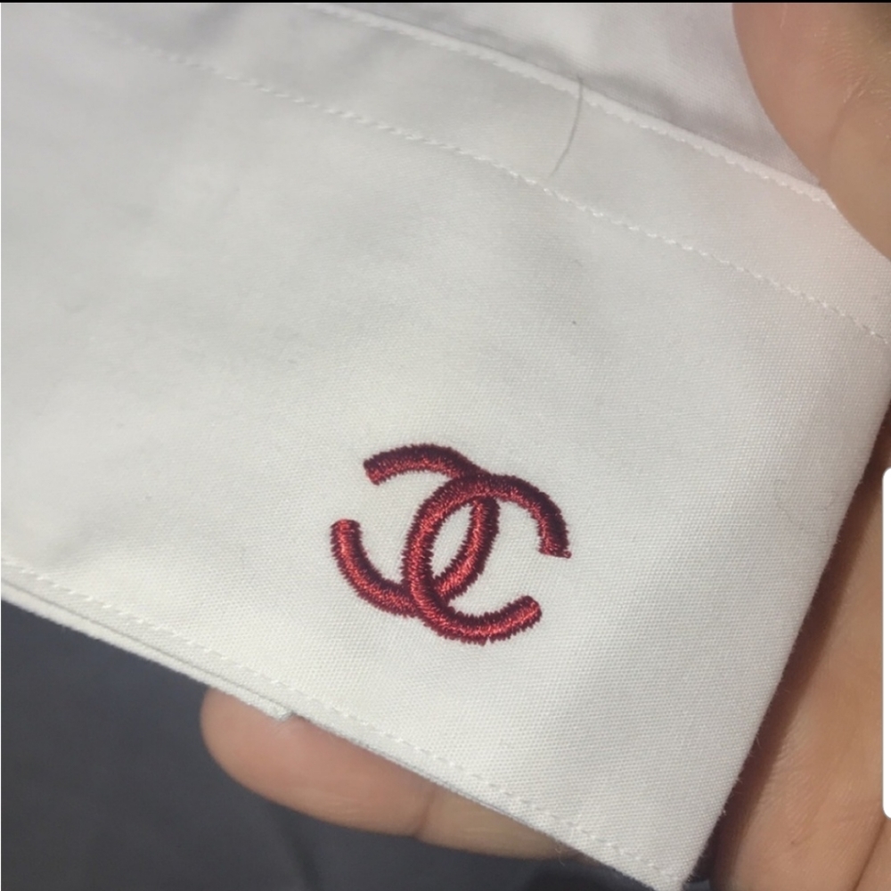 🆕 !CHANEL CC Logo Uniform Shirt